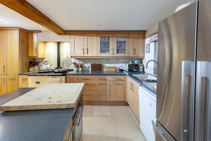 Kitchen- click for photo gallery